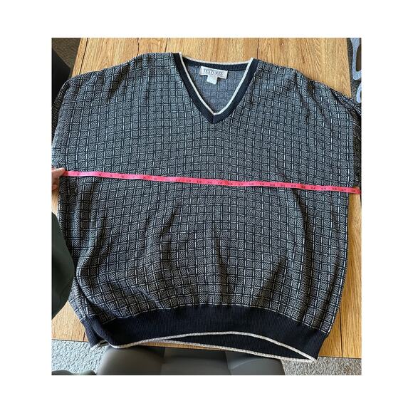 Textures Vintage V Neck Pattern Sweater Size XLarge - Picture 3 of 4